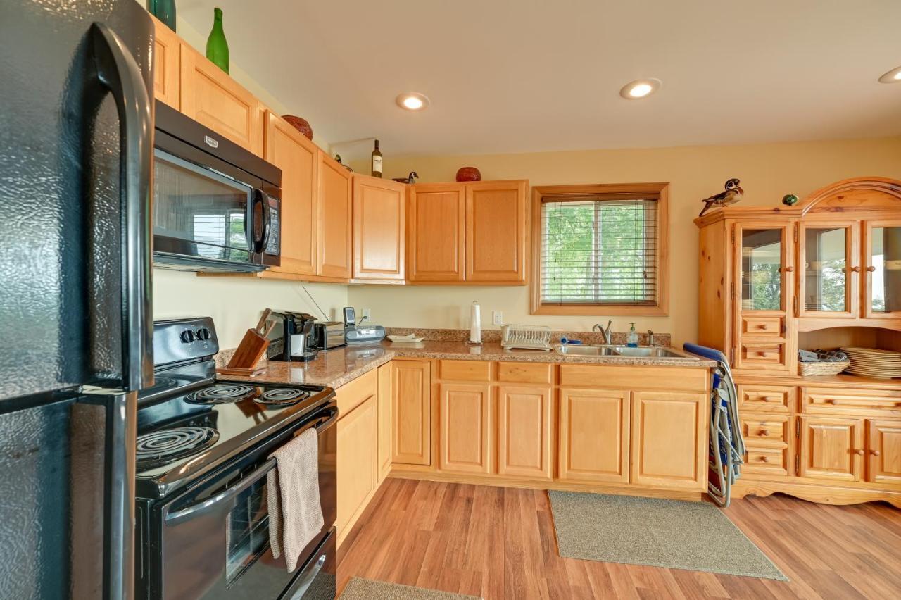 Kentucky Lake Getaway With Lookout Deck, Water View! New Concord Exterior photo