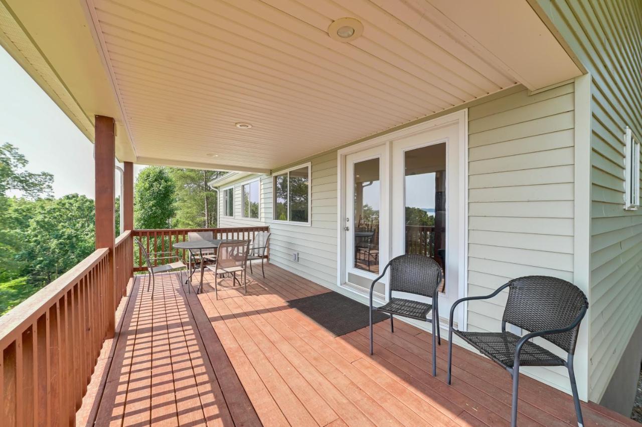 Kentucky Lake Getaway With Lookout Deck, Water View! New Concord Exterior photo