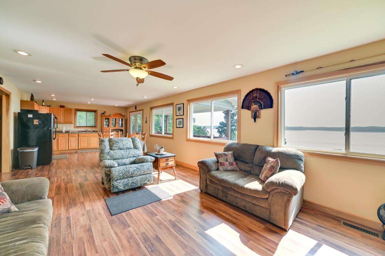 Kentucky Lake Getaway With Lookout Deck, Water View! New Concord Exterior photo